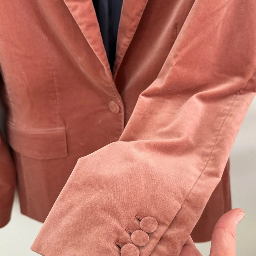 Women's Pink Velvet Blazer - Picture 3 of 4